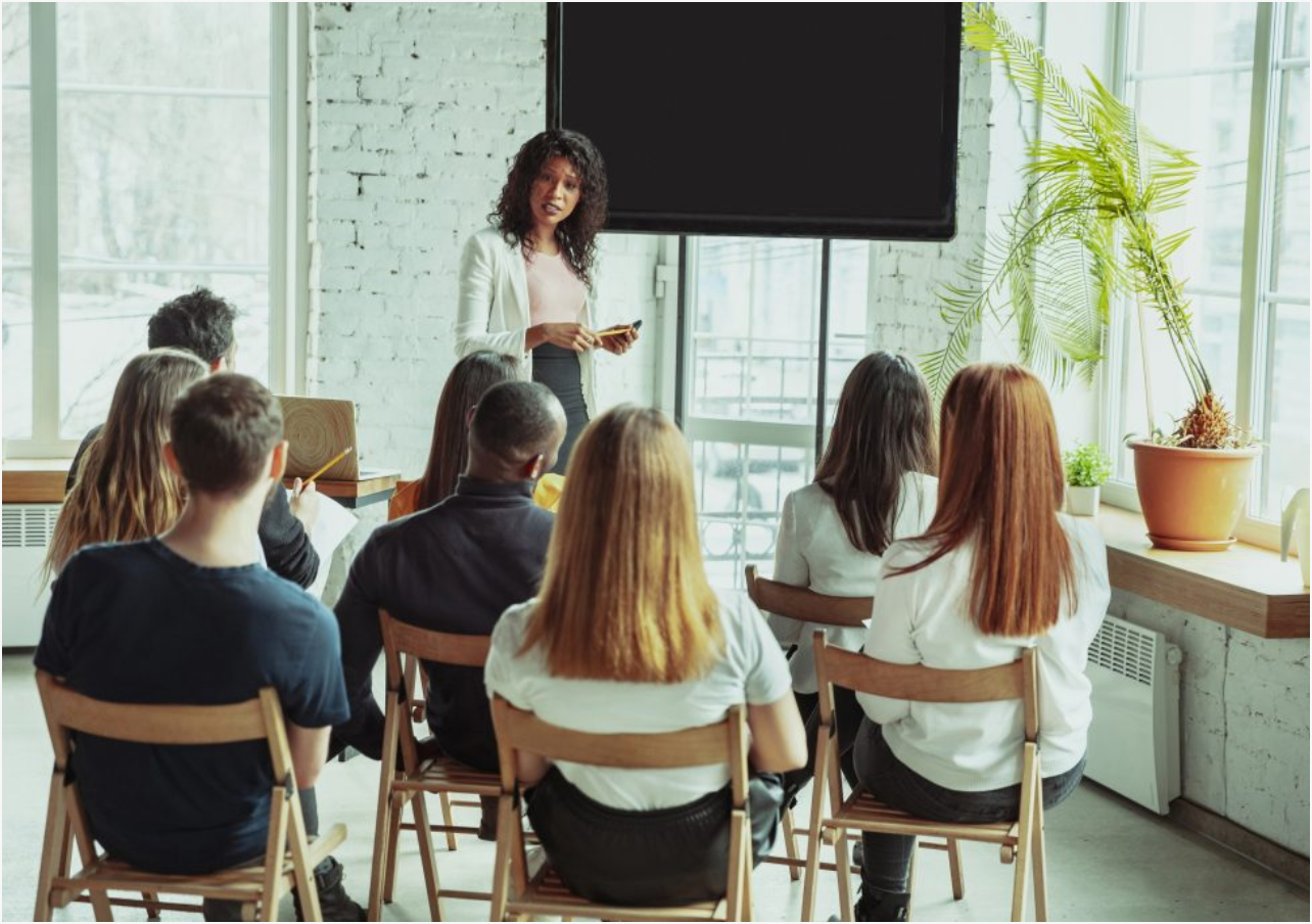 Training session for African women